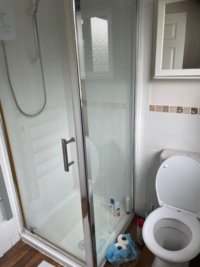 5 Bed House, 32 Tutbury Avenue, Cannon Park, Coventry, Cv4 7Bj 빌라 외부 사진